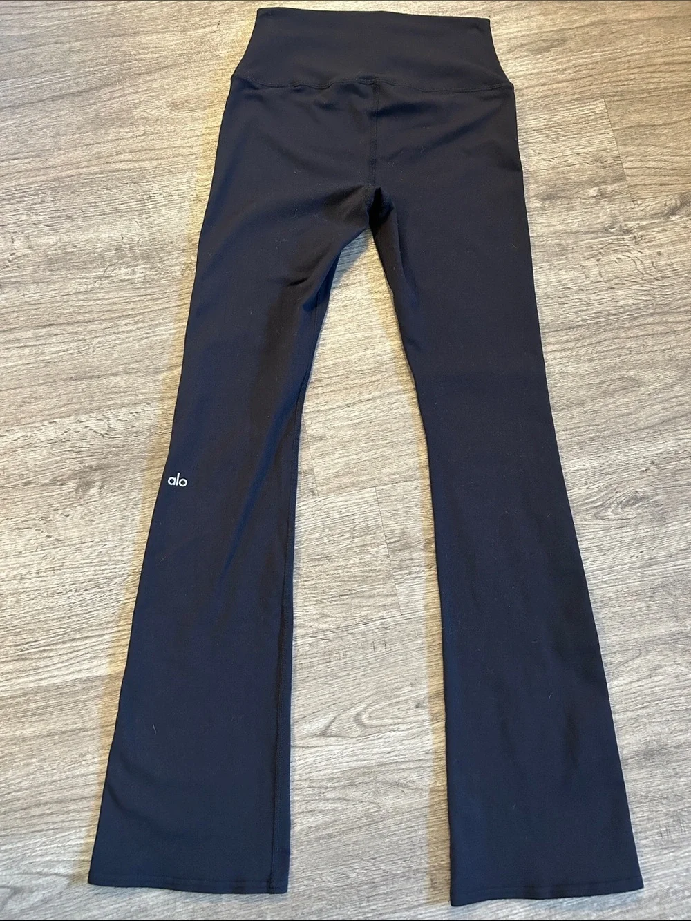 Alo Airbrush High-Waist Full Length Bootcut Leggings Black Women’s Small